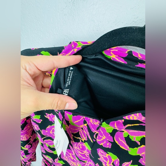Zara Black Pink Purple Rose Full Sleeved Floral Ruched Dress Small - Picture 6 of 8